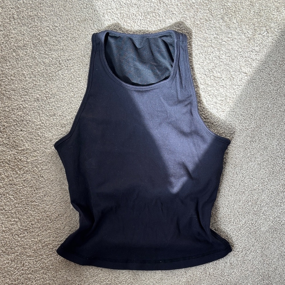 Vuori Tank Top